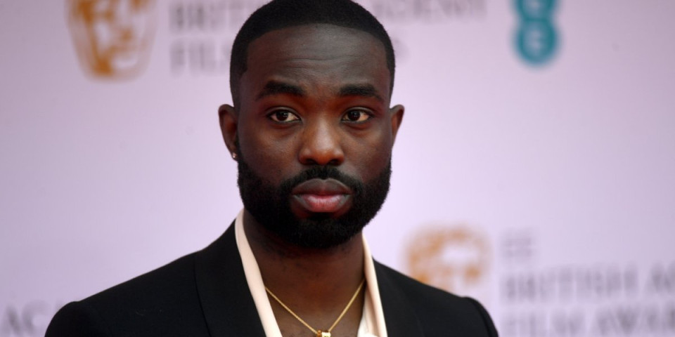 Glumac odgovorio na rasističke uvrede i naslije koje trpi na internetu