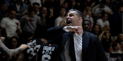 Na korak od trofeja: Alimpijević izbacio Baraća i plasirao se u finale Evrokupa