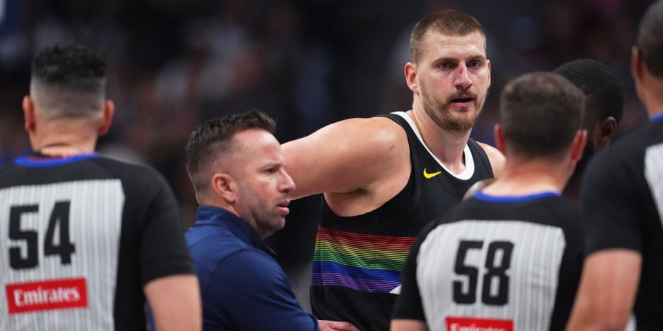 Jokić dobio žestoki udarac u glavu! Krv odmah šiknula (VIDEO)
