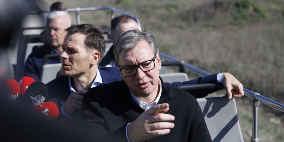 Udarno! Oglasio se Vučić ranom zorom, pa prelomio: "Oni koji to ne shvataju nikada neće pobedit" (FOTO)