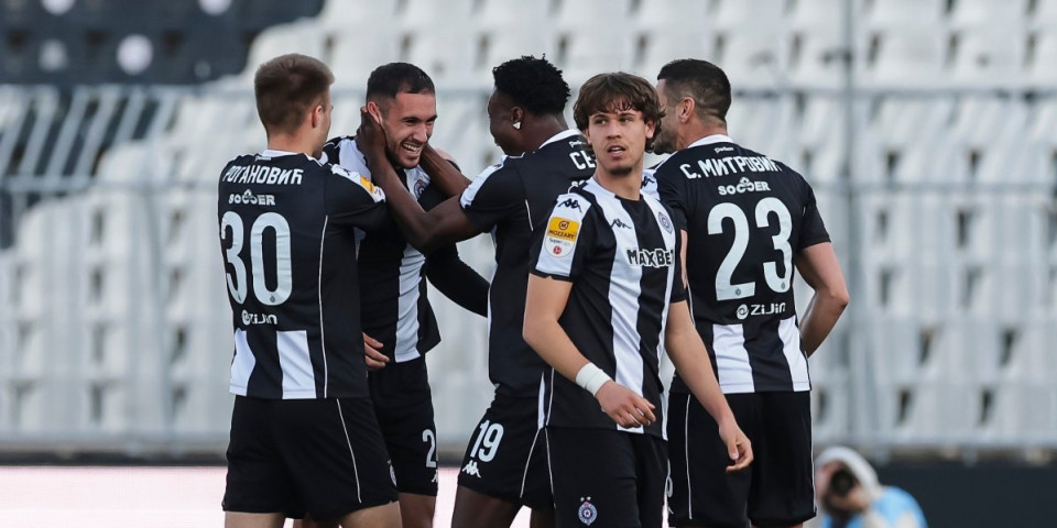 Derbi u tišini: Evo gde možete da gledate meč Novi Pazar - Partizan