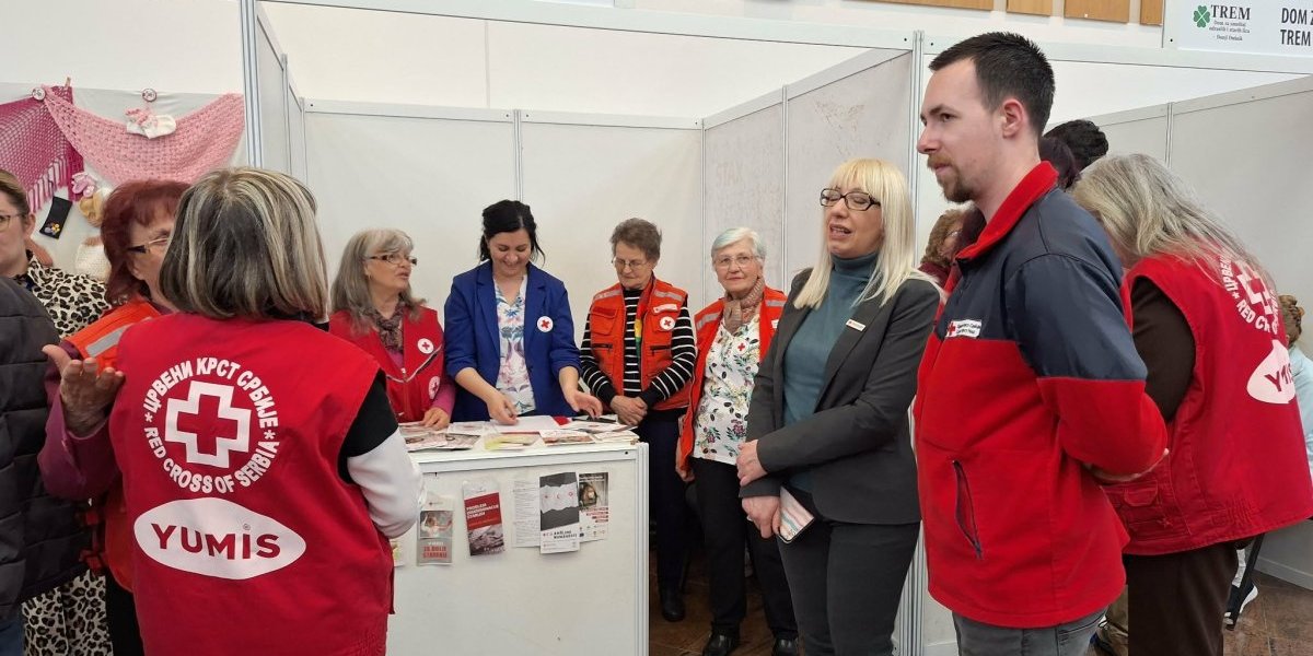 Volonteri Crvenog krsta u Nišu 