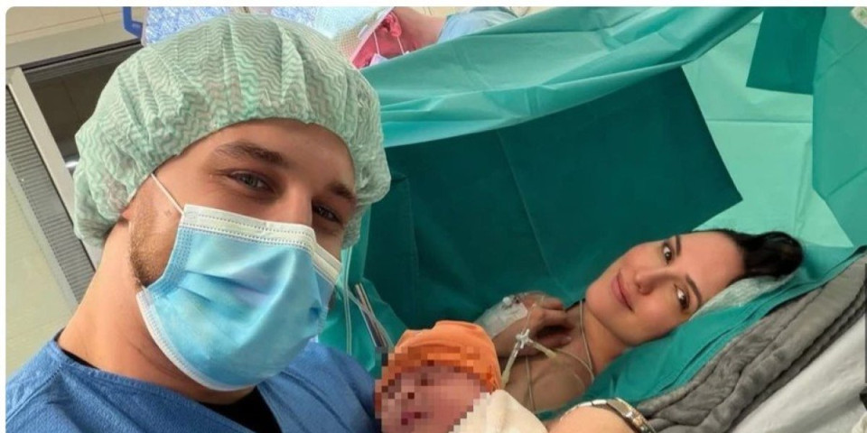 "Eksplodiraće mi mozak": Pevačici u bolnici pred porođaj pretili policijom, iznela šok detalje