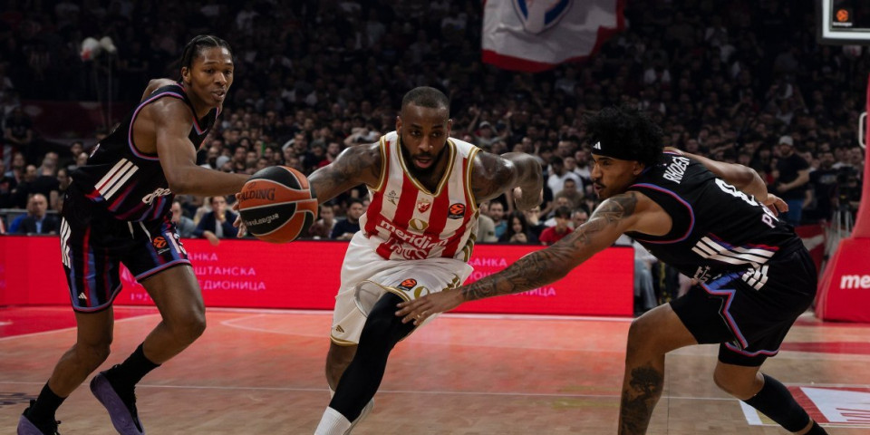 Šou Mekintajera i Monekea u punoj Areni: Zvezda srušila Pariz i ostala u trci za doigravanje