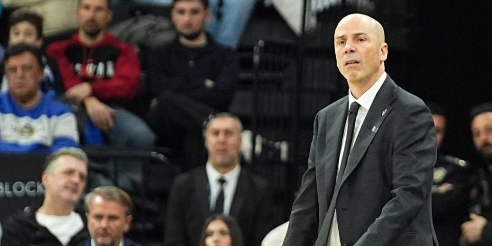 "Ovo moramo da menjamo“: Penjaroja vidno iznerviran posle poraza od Efesa