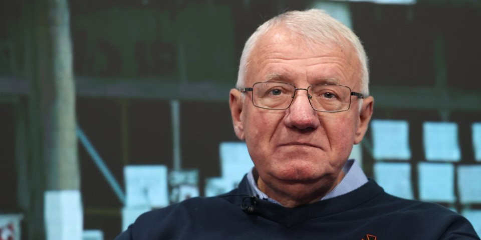 Žestoko raskrinkavanje: Šešelj otkrio istinu o Bjelogrlicu, pa obelodanio za koga Hrvati s blokaderima ruše Srbiju (VIDEO)