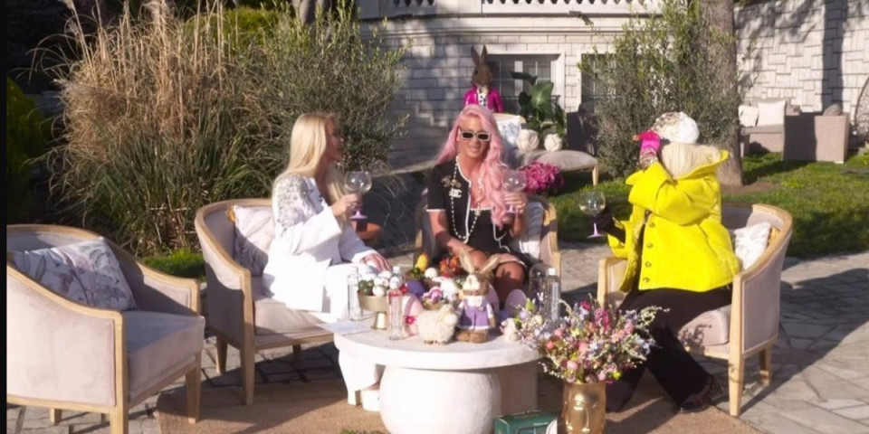 Ovako izgleda Karleušin dom uoči Vaskrsa: Ogromni zečevi, cveće i jaja, sve je kao iz bajke