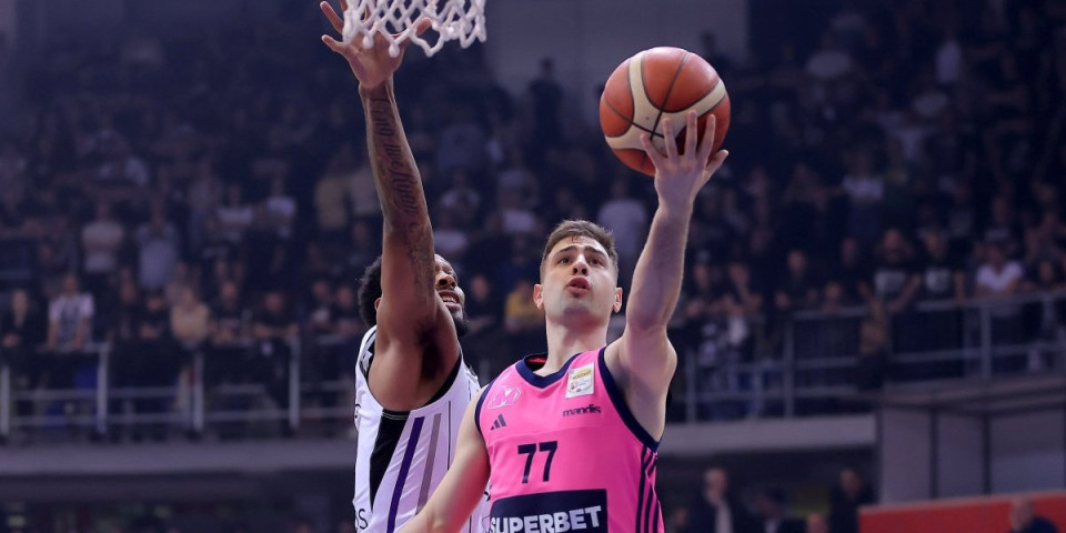 Sa Stojakovićem stigao do F4, a sada traži novi koledž: Bivši igrač Partizana na tržištu