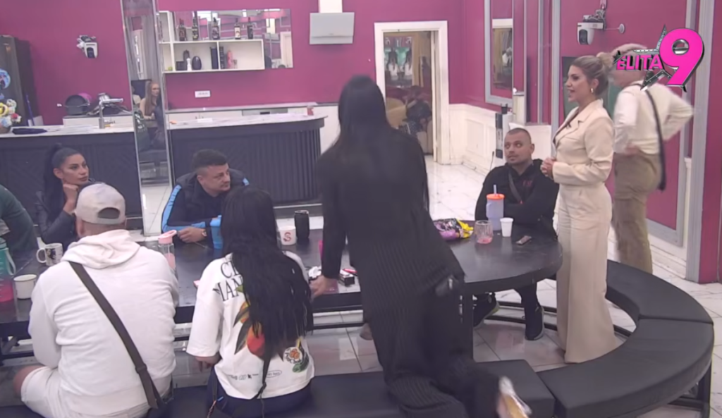 Promenjen tok rijalitija: Voditeljka saopštila odluku zbog koje je nastao muk (VIDEO)