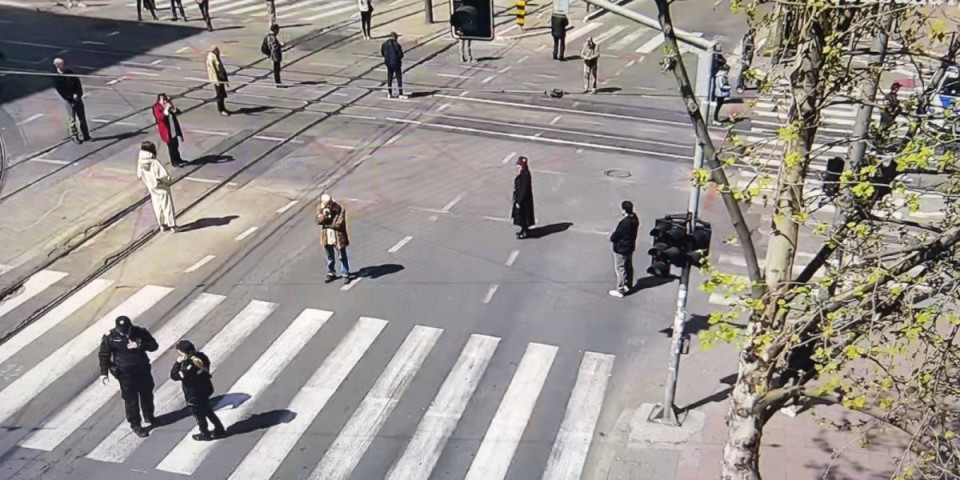 Narode, da li je ovo moguće?! I na Vaskrs su izašli da blokiraju i maltretiraju ljude - pogledajte ovo