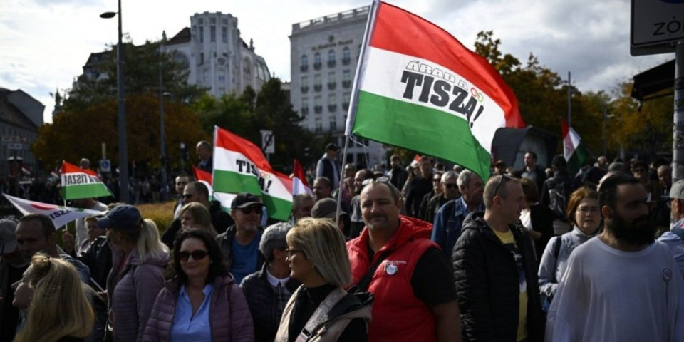 (VIDEO) Snimak dokazuje: Delegat Tise učestvovao u kupovini romskih glasova u Babočanu