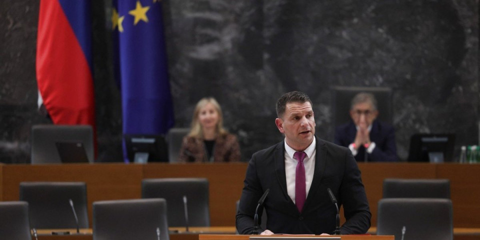 Ne ferma pritiske Zapada! Stevanović prelomio: Apsolutno idem u Moskvu, branim interese Slovenije