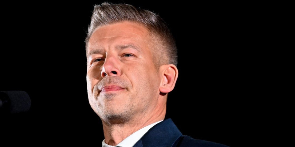 Ko je u stvari Peter Mađar? Isplivava na površinu ono što nikako ne bi smelo