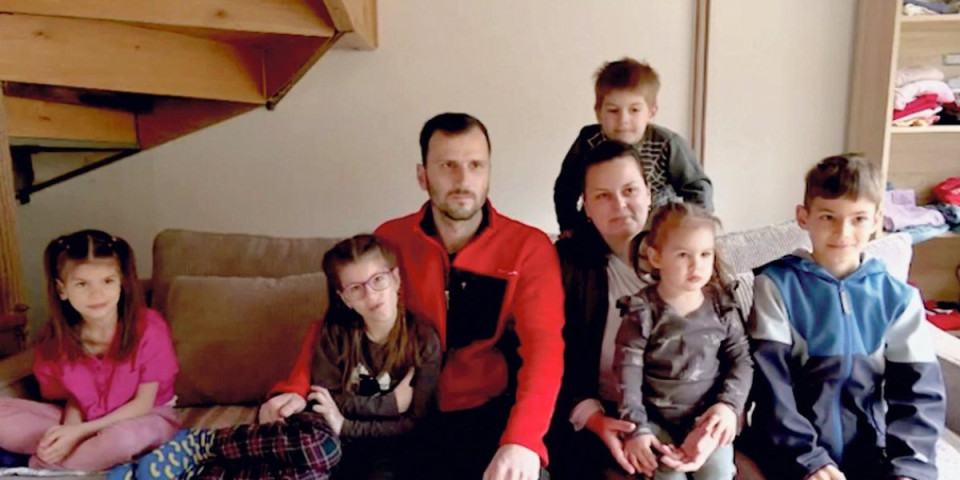 Od Čikaga do Šumadije: Porodica Uzelac nebodere je zamenila selom, a evo kako danas žive (FOTO)