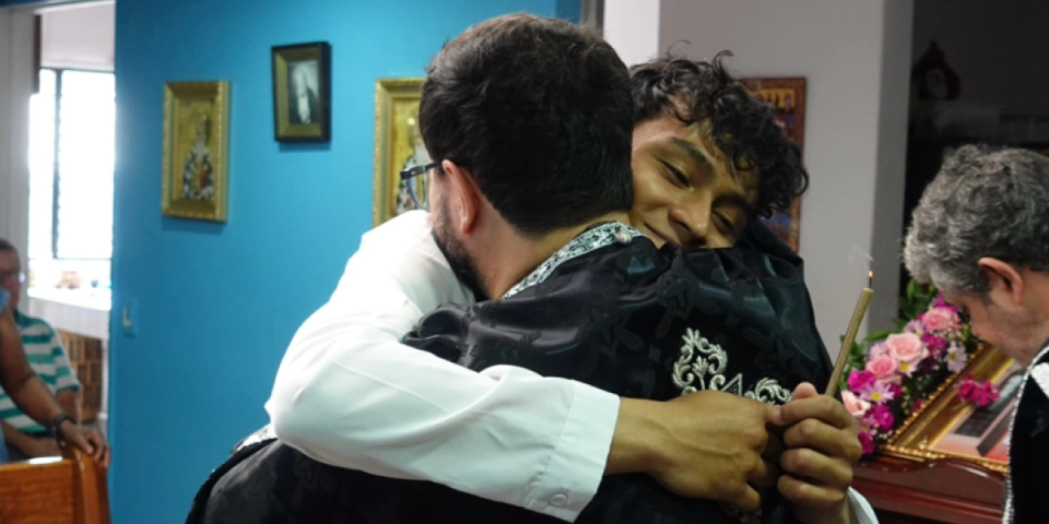Kolumbijac se krstio na Vaskrs: Dobio ime Porfirije (FOTO)