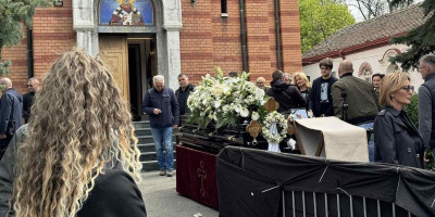 Sahrana Duška Vujoševića, potresne scene na Novom groblju