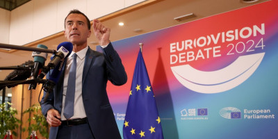 Blokaderski miljenik Sandro Goci, generalni sekretar Evropske demokratske partije (EDP), koji je pobegao sa TV megdana sa predsednikom Srbije Aleksandrom Vučićem, jedan je od najuticajnijih lobista za takozvano nezavisno Kosovo.