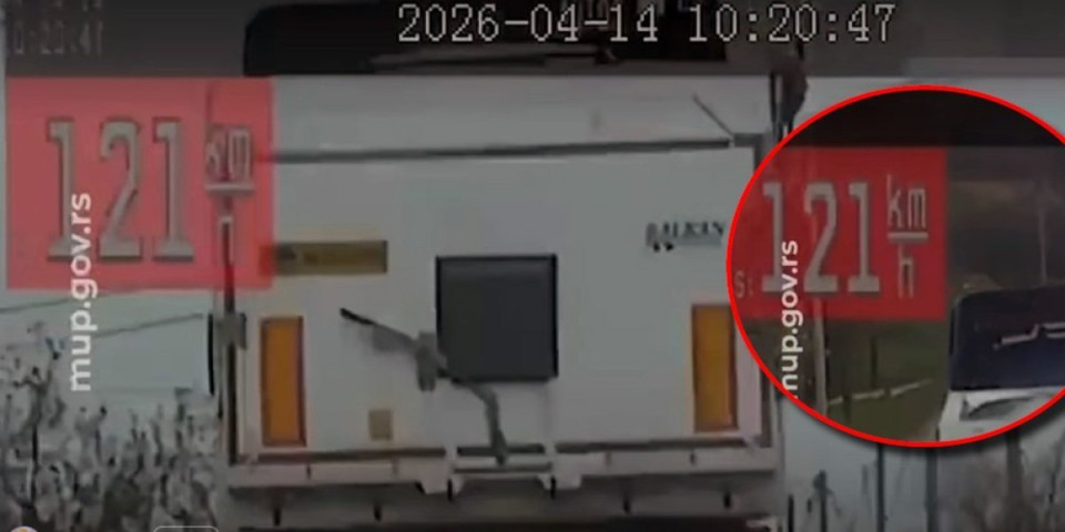 Kamiondžija nadrogiran divljao kod Smederevske Palanke: Presretači ga zaustavili, pa otkrili još "zanimljivosti" (VIDEO)