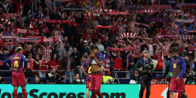 Krađa, ukradena je utakmica... Fudbaler Barselone bljuje vatru na sudiju