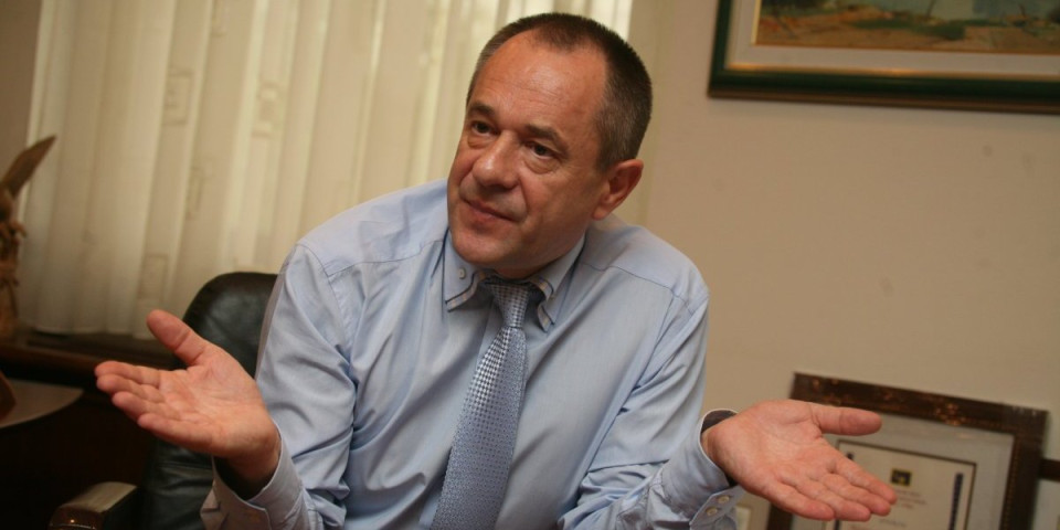 Ljudi, sada je sve jasno: Pogledajte ko je Veroljub Dugalić, jedan od glavnih blokadera na listi za izbore - ovo je njihova "mladost" i "svežina"