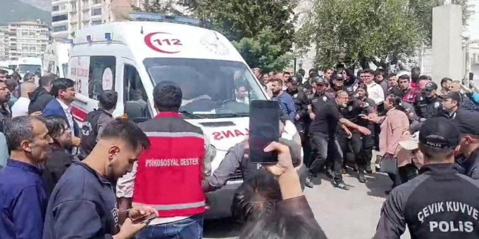 Crni bilans masakra u Turskoj: Broj mrtvih u školi porastao na 10