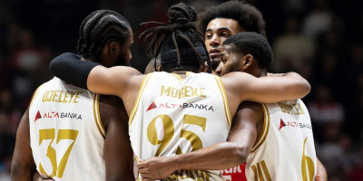 Čima zapalio navijače: Batler i Nvora ostaju u Zvezdi?