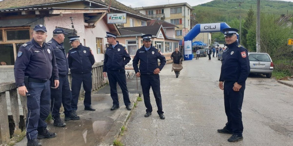 Popovi iz dve države svete vodicu, policija u suludoj poziciji: Po ovome je selo kod Priboja jedinstveno u svetu