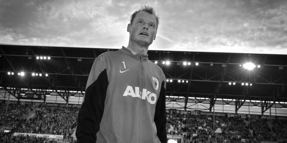 Bivši golman Arsenala i Juventusa poginuo u saobraćajnoj nesreći