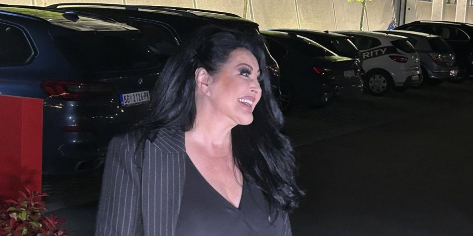Dragana Mirković prvi put o unuci: "Već pruža ručice da je uzmem" (VIDEO)