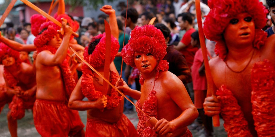 Ovo su prizori koji su obeležili nedelju širom sveta (FOTO/VIDEO)