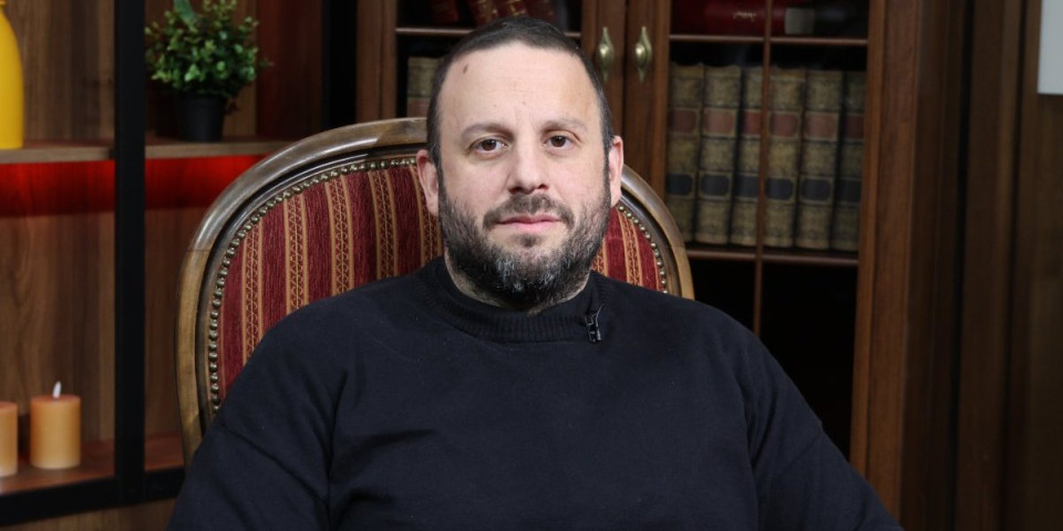 Šarić pravo u metu! "Prdoslavci" ruše Srbiju (VIDEO)