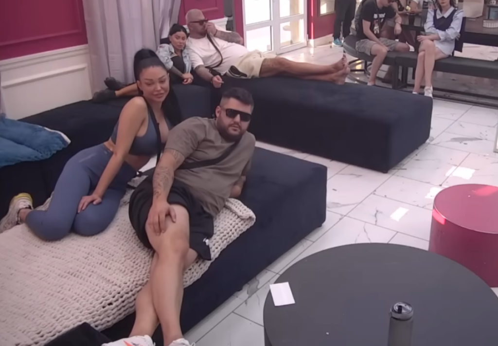 "Možeš da se j*beš, a ne možeš da sediš": žestoka svađa Maje i Milana Miloševića - Prekinut program