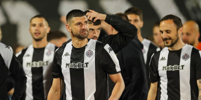 Napadaju nam svlačionicu, hoće da nas poremete... Mitrović razvezao jezik o udaru na Partizan