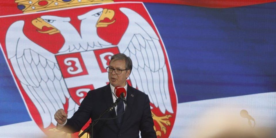 Predsednik zaključio nedelju jasnom porukom! Vučić: Nećemo dozvoliti da naše žrtve budu zaboravljene (VIDEO)