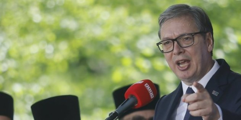Oglasio se predsednik Vučić! Stiglo važno upozorenje: Ne bi bilo prvi put da biramo... (VIDEO)