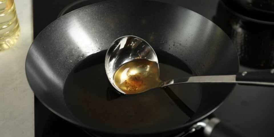 Koliko puta sme da se koristi isto ulje za prženje? Ovaj znak otkriva da odmah prestanete