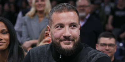 Uuuu, vidi ti Žofrija - Lovernj u besnoj mašini od 140.000 evra došao na derbi (VIDEO)