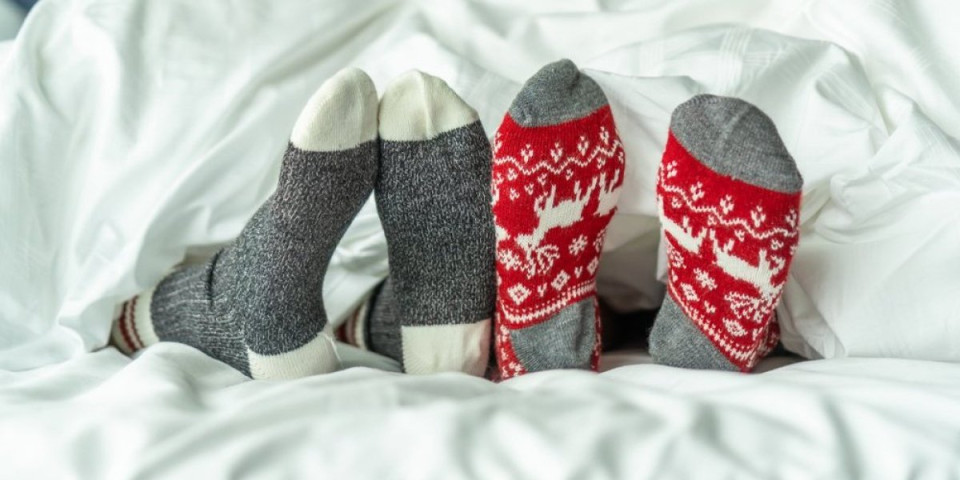 Spavate li bosi ili u čarapama? Način spavanja otkriva prirodu