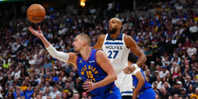 Propast Denvera posle "+19" - Jokić nervirao navijače, pa se razgoropadio, ali je bilo kasno (VIDEO)