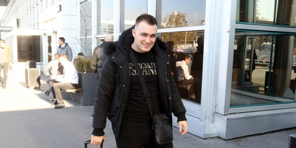 Bivši dečko Rade Manojlović išao na presađivanje kose: "Da sam znao šta me čeka..."