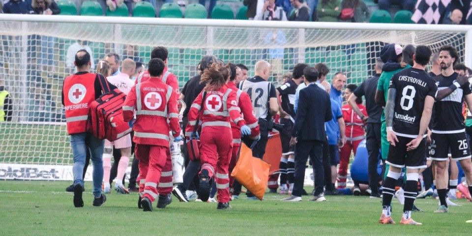 Horor na terenu: Klinsman slomio vrat, hitno prebačen u bolnicu (VIDEO)