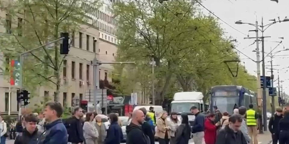 Blokaderi poručuju: Doživotno ćemo maltretirati Beograd i celu Srbiju, jer nas ne žele za vlast!