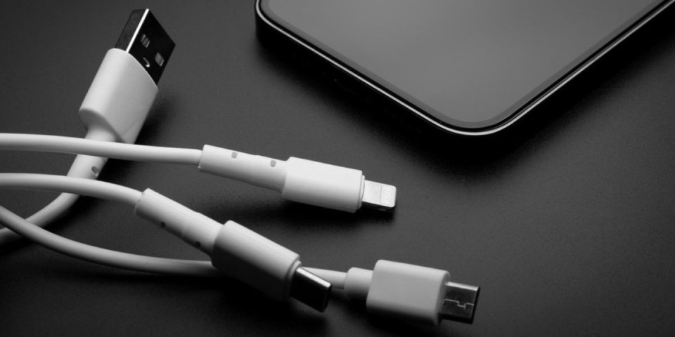 Tihi ubica telefona: Ovaj kabl vam polako uništava bateriju - oprez pri punjenju