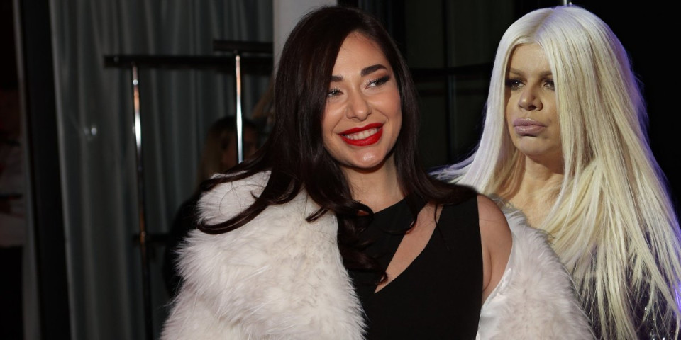 "Šta je seljančura htela da postigne?" Dara ponizila Sanju Vučić javno i zgrozila sve