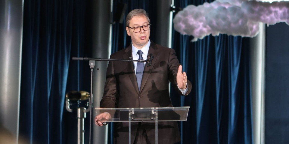 Vučić o napadu na srpsku crkvu u Zagrebu: Nadam se da će hrvatski organi uhvatiti počinioce