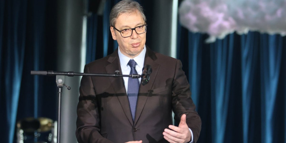 Predsednik Vučić se obratio iz Pariza: Mi Evropljani kaskamo za drugima - gubimo važne bitke