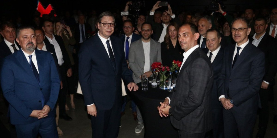 "Medijska mreža" obeležila 10 godina rada: Jubilej uveličali predsednik Vučić i premijer Macut, najavljeno i pokretanja televizije Alfa