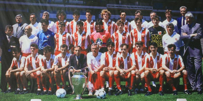 Nebo se otvorilo, stadion je eksplodirao! Zvezda u finalu KEŠ, Siniša Mihajlović junak epske pobede (VIDEO)