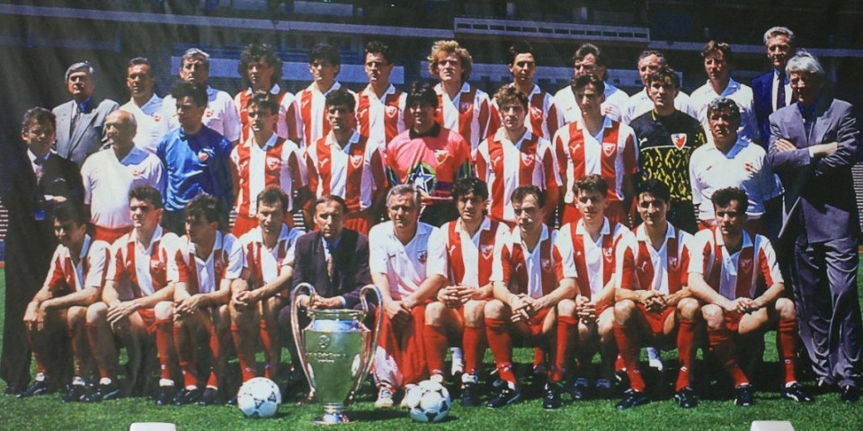 Nebo se otvorilo, stadion je eksplodirao! Zvezda u finalu KEŠ, Siniša Mihajlović junak epske pobede (VIDEO)