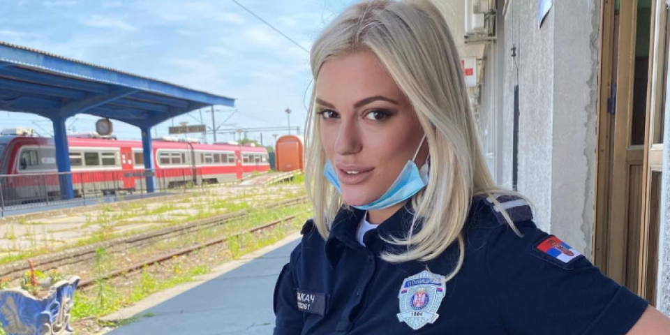 Lidija Takač nakon porođaja: Najlepša policajka Srbije nikad bolje nije izgledala! (FOTO)